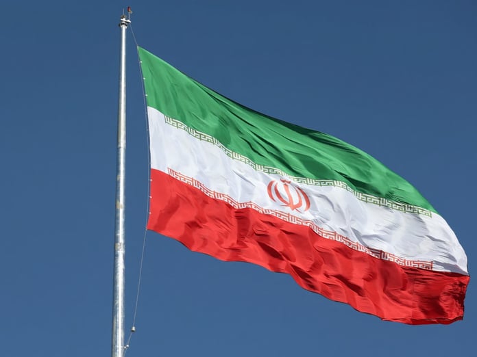 İran Körfez ülkelerinden tazminat talep etti