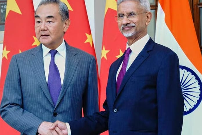 Hindistan ile Çin 5 yıl aradan sonra sınır ticaretine başlıyor