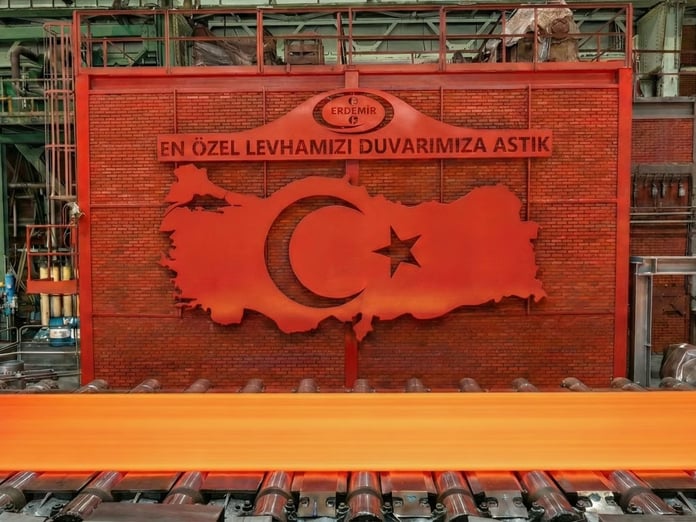 Milli Uçak Gemisi’nin çeliği Erdemir’den