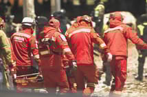 Bolivya’da askeri nakliye uçağı yerleşim alanına düştü: En az 15 ölü