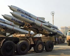 Hindistan, 455 milyon dolarlık BrahMos füze ihracat anlaşması imzaladı