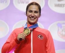 Avrupa ve Dünya şampiyonu durmuyor: Buse Tosun Zagreb’i altınla kapattı