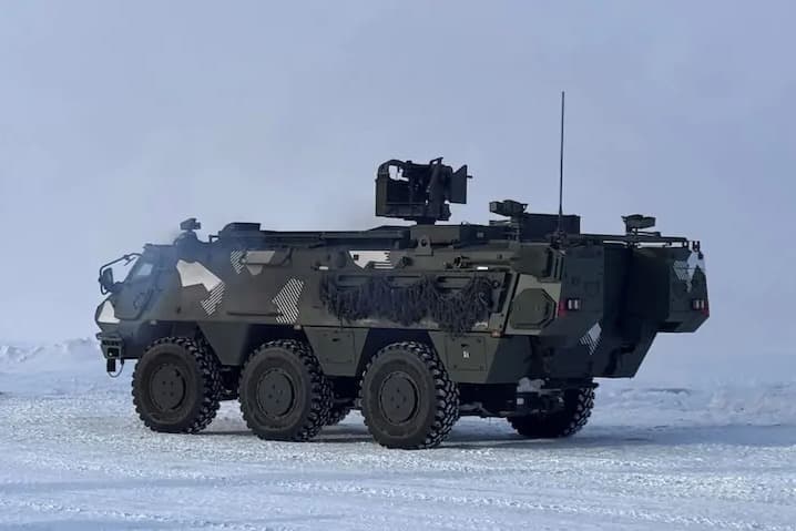 Patria ve Almanya, 876 zırhlı araç için CAVS sözleşmeleri imzaladı