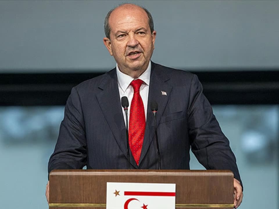 Kıbrıs Türkü halkı ve devletiyle dimdik ayakta