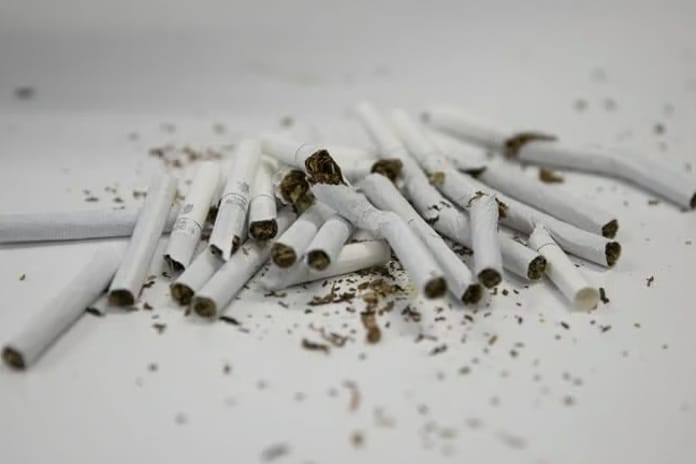 Sigarayla mücadelede yeni öneri: Paketi 300 olmalı