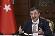 Cumhurbaşkanı Yardımcısı Yılmaz duyurdu: Sanal kumara karşı eylem planı hazırlanıyor