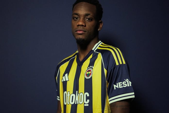 Fenerbahçe tarihinde bir ilk: Jhon Duran hem tarihe geçti hem de Ali Koç döneminin rekorunu tazeledi