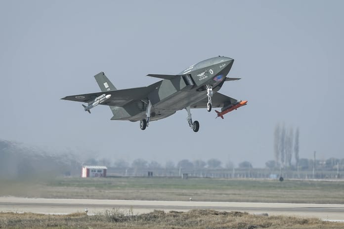 Türk savunma sanayisi 2025'te ilklere imza attı