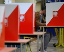 Polonya kritik cumhurbaşkanlığı seçimi için sandık başına gidiyor