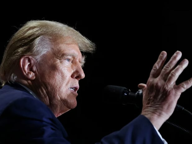 ABD Başkanı Trump'tan İran'a müdahale sinyali