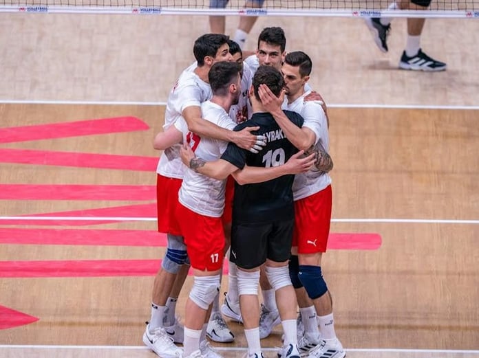 Milletler Ligi'nde ilk haftanın sonunda gelen moral: Türkiye, Çin'i set vermeden geçti ve galibiyetle tanıştı