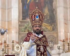 Ermenistan’da hükümet kiliseye karşı: Başpiskopos gözaltında