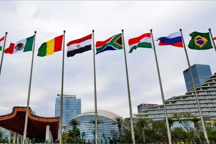 ŞİÖ ve BRICS Trump'a minnettar 