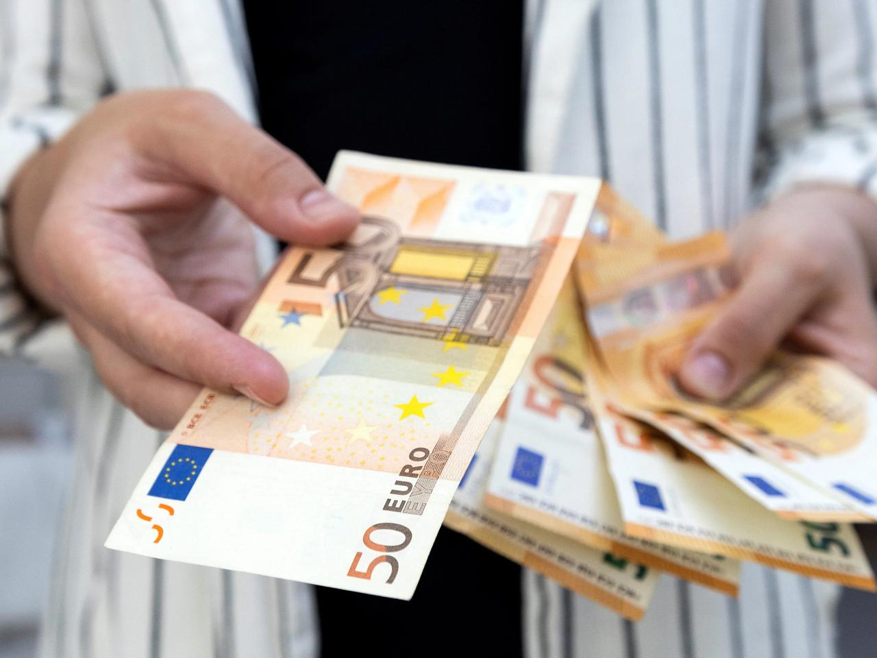 Bulgaristan Euro kullanmaya başladı