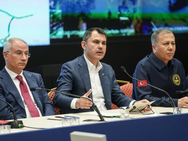 Bakan Kurum uyardı: Polemiği bir tarafa koyalım, vakit daralıyor