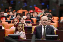 Gazi Meclis’te çocukların günü: "Savaş, korku ve gözyaşı istemiyoruz"