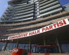 Mahkeme kararına rağmen CHP İstanbul İl Kongresi Başladı!