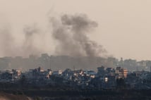 İsrail Gazze’nin tek çocuk hastanesine saldırdı