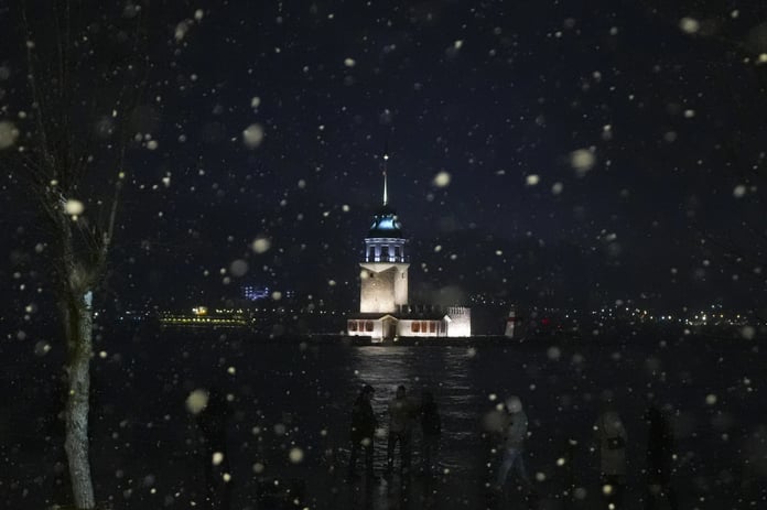 Valilikten kritik İstanbul hava durumu uyarısı: Bu ilçelerde akşam saatlerine dikkat!