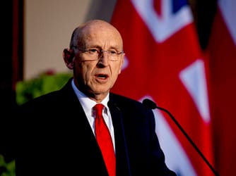 UK: Royal Navy Shadowed Russian Subs to Deter Cable Sabotage