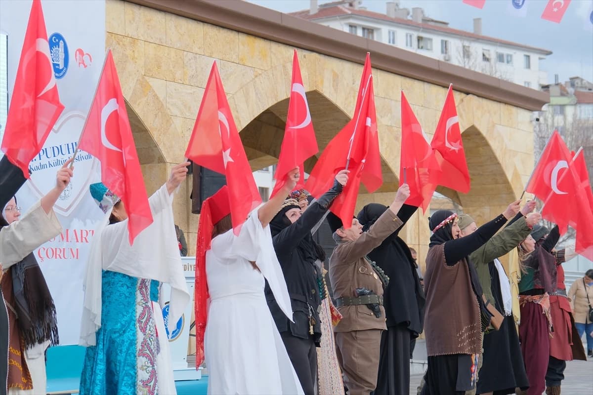 Çorum'da 3. Puduhepa Kadın Kültür Festivali coşkusu başladı