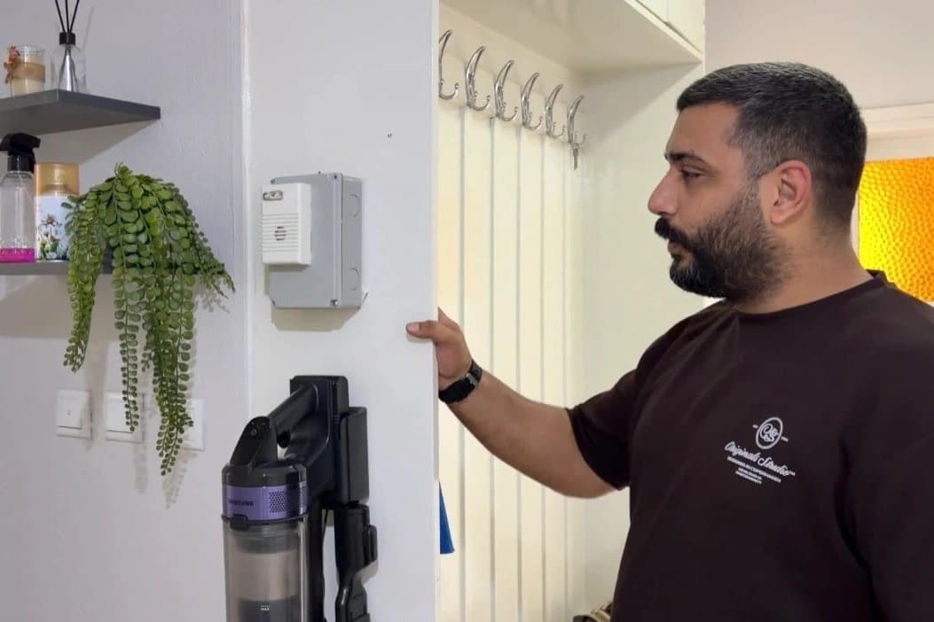Hamile eşi için 'deprem alarm sistemi' geliştirdi
