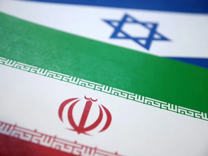 İsrail'de en üst düzey alarm: ABD'nin İran'ı vurması an meselesi