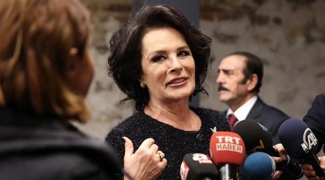 Hülya Koçyiğit