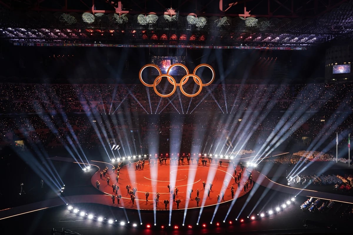 İtalya'nın kültürel mirası San Siro sahnesinde 2026 Kış Oyunları başladı