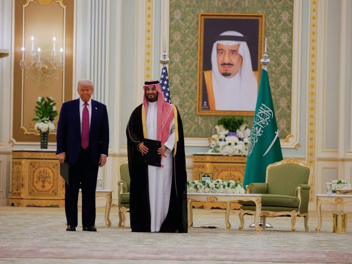 Körfez ülkelerinin Trump’ı İran saldırısından vazgeçirmeye çalıştığı iddia edildi