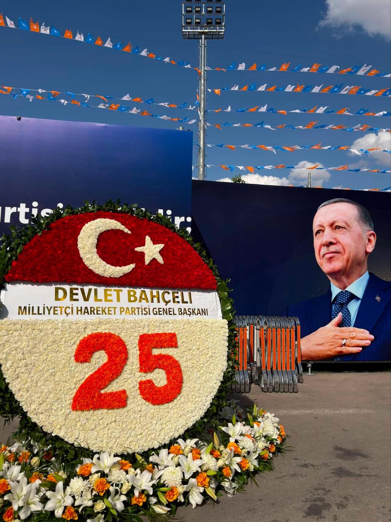 Devlet Bahçeli'den Cumhurbaşkanı Erdoğan'a 25. yıl jesti! 