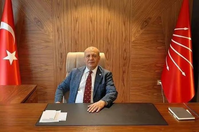 CHP’li Veysi Uyanık’tan kurultay itirafları: Kargo poşetleriyle paralar dağıtıldı