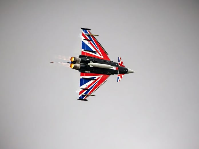 Birleşik Krallık, 2040’a kadar savunma için 800 milyar sterlin ek finansmana ihtiyaç duyuyor