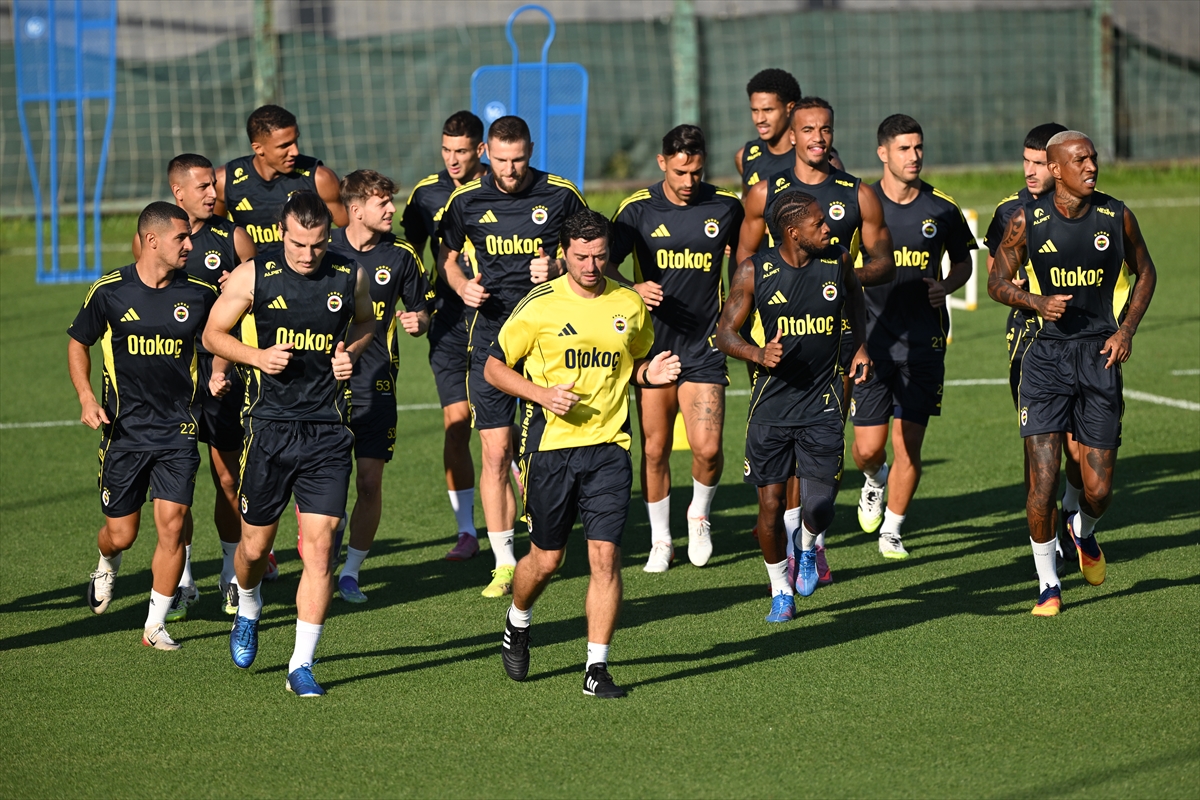 Fenerbahçe'de kadro revizyonu