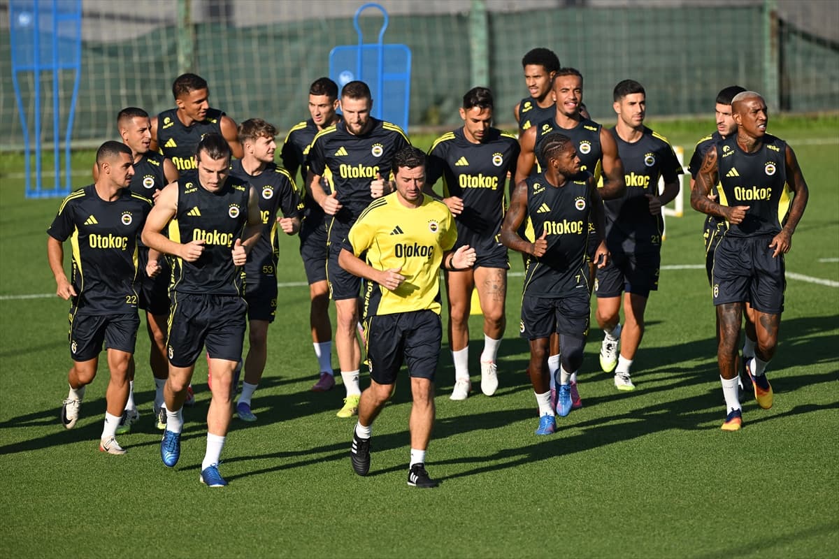 Fenerbahçe'de kadro revizyonu