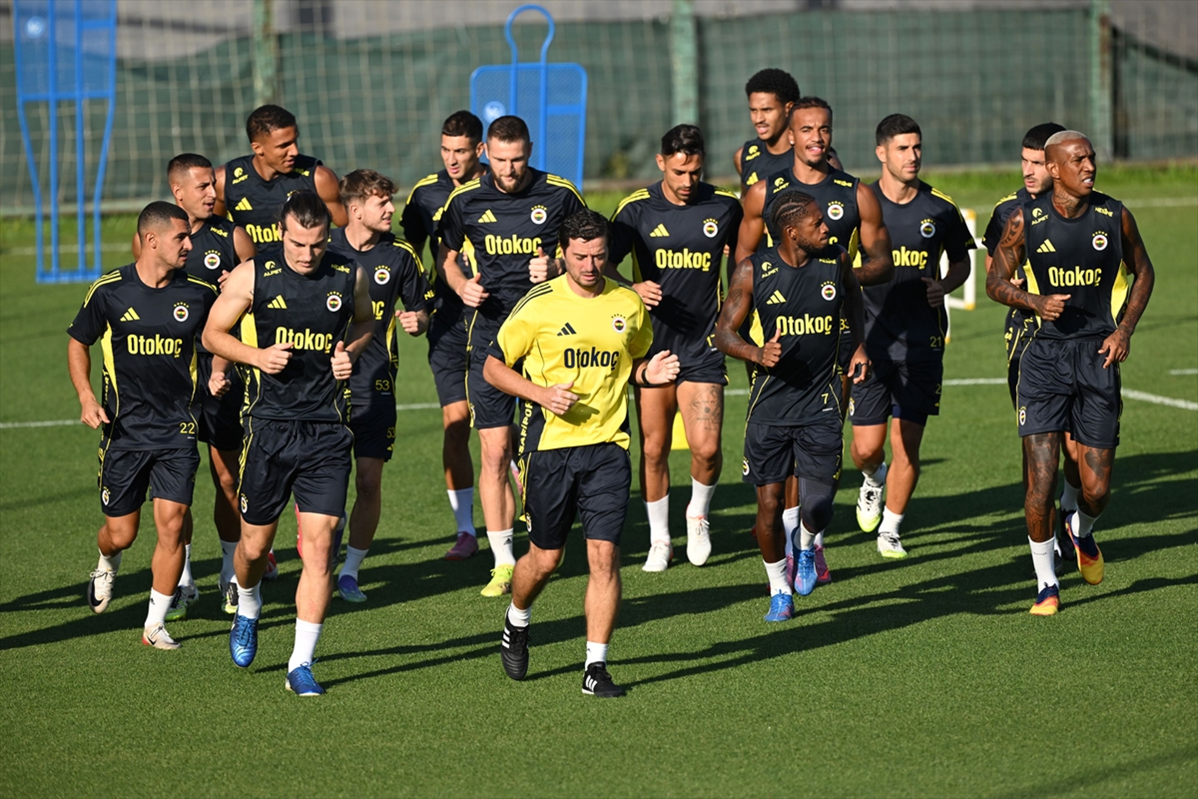 Fenerbahçe'de kadro revizyonu