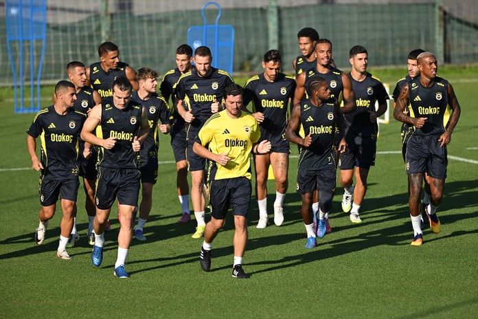 Fenerbahçe'de kadro revizyonu