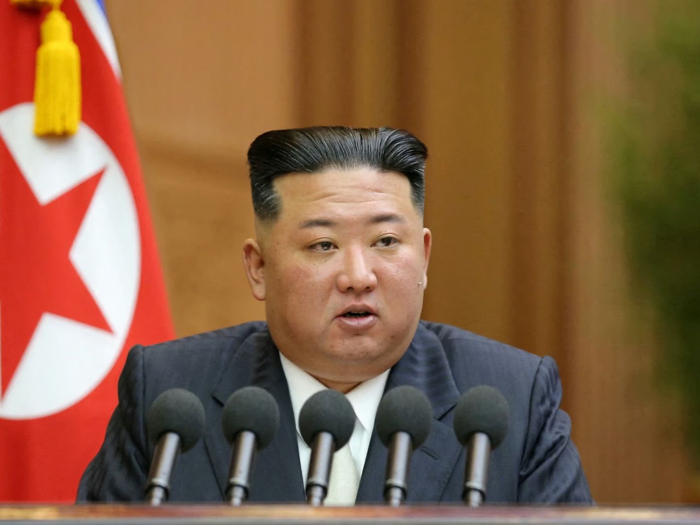 Kuzey Kore lideri Kim Jong-un’dan Güney Kore sınırına “aşılmaz kale” talimatı