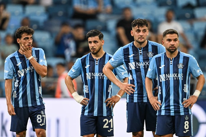 Adana Demirspor'a FIFA'dan kötü haber: Mavi lacivertliler yeni sezona eksi puanla başlıyor