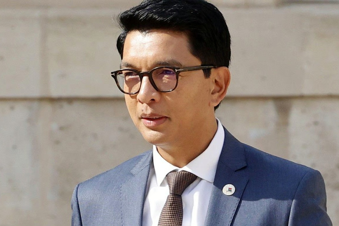 Madagascar Strips Rajoelina of Citizenship