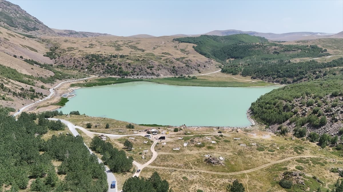 Gazetecilerden Nemrut Kalderası'na tam not