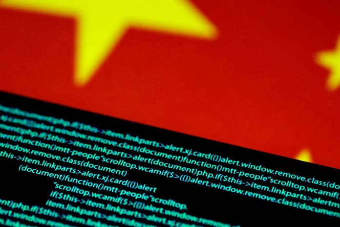 Çinli hackerler İngiltere Başbakanlık Ofisi çalışanlarını hackledi