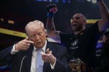 Beyaz Saray’da Kafes Dövüşü: Trump’tan 80’inci yaş gününe UFC’li kutlama
