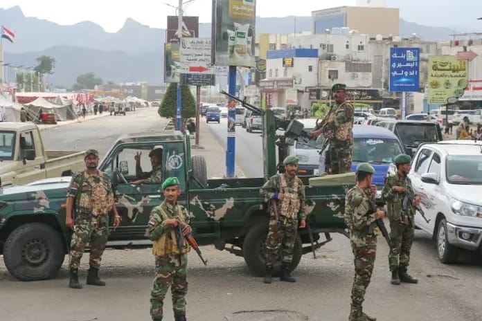 Yemen’de BAE destekli güçlerin stratejik kalesi düştü