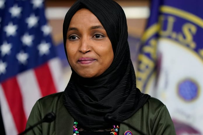 ABD’li Temsilciler Meclisi üyesi Ilhan Omar Minneapolis’te saldırıya uğradı