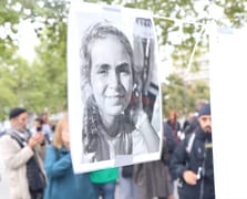 Paris'te Gazze'de katledilen çocuklar için anma töreni