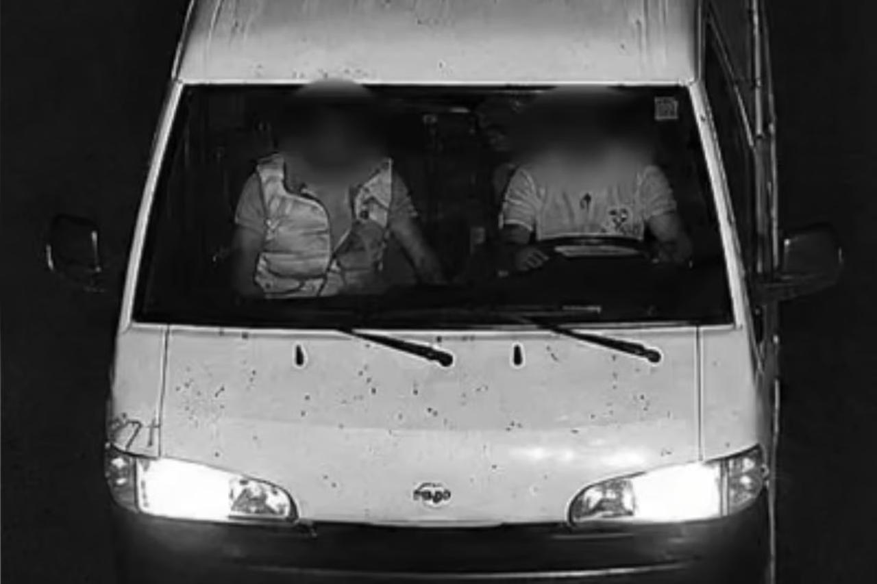 İstanbul'da 84 kilometrelik nefes kesen takip: Minibüse bagajdan girdiler, makasla çalıştırdılar! 