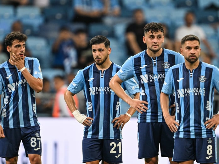 Adana Demirspor'a FIFA'dan kötü haber: Mavi lacivertliler yeni sezona eksi puanla başlıyor