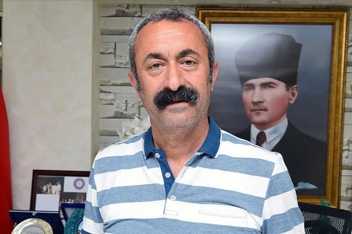 Komünist Başkan Maçoğlu'na kamu zararına zimmet cezası