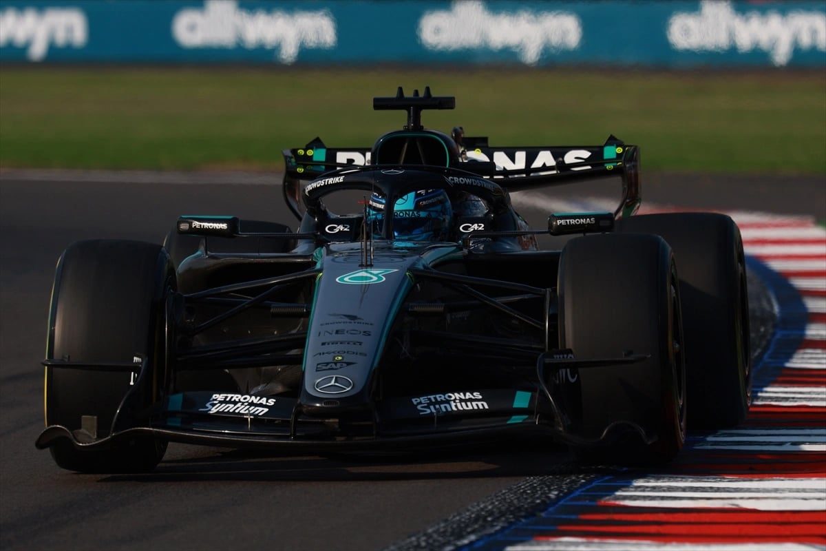 F1 Meksika GP'sinde antrenman zamanı 